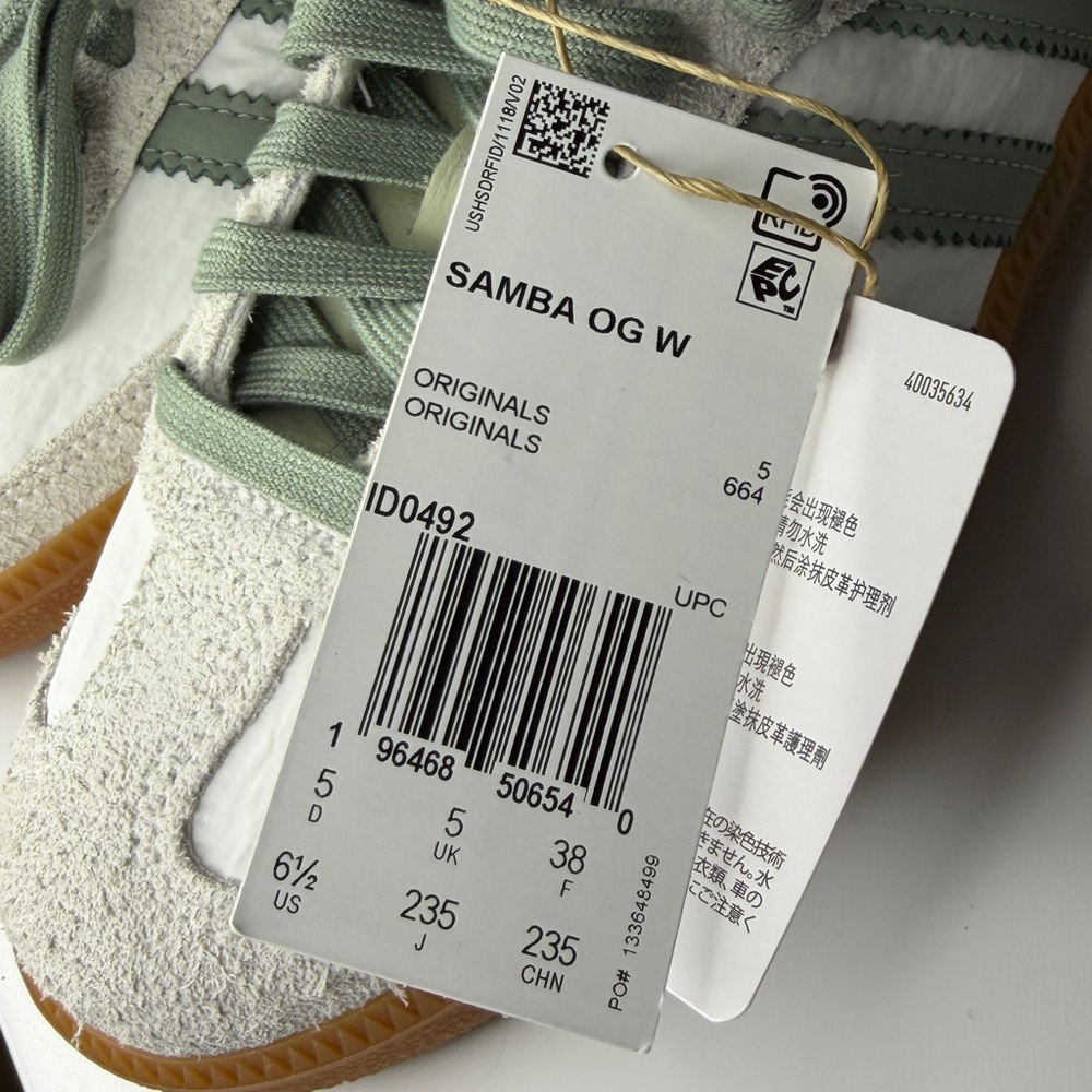 Adidas Samba Sneakers in White and Green - Picture 7 of 7